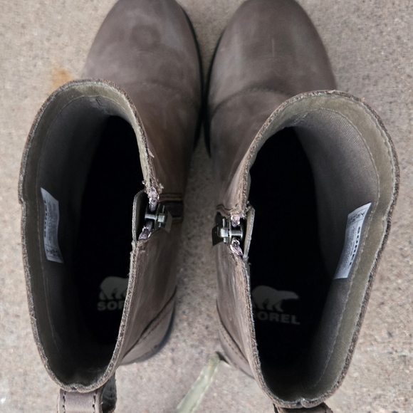 SOREL Distressed Leather Zippered Ankle Boots Tan Brown sz 7 - Picture 8 of 10